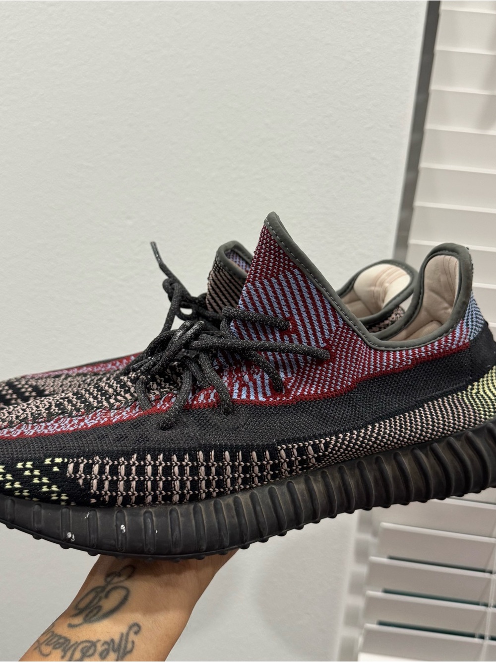 AUTH Adidas YEEZY Boost 350 V2 'Yecheil SIZE 13 - Picture 5 of 6